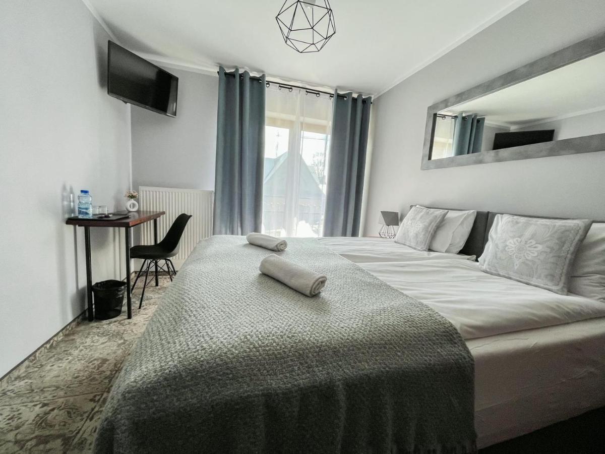 Szczyty Hotel *